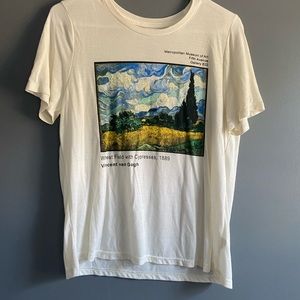 Graphic tee